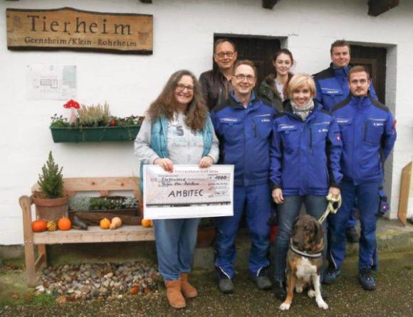 Sponsoring · Übergabe einer Spende von 1000,00 € an das Tierheim Klein Rohrheim